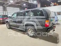 2003 Chevrolet Suburan фото