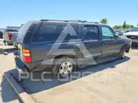 2003 Chevrolet Suburan photo