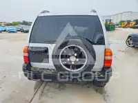 2003 Chevrolet TRACKER photo