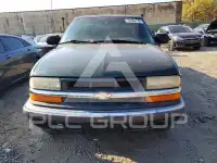 2003 Chevrolet S10 photo