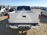 2003 Chevrolet S10 photo