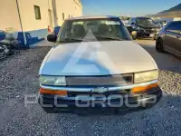 2003 Chevrolet S10 photo