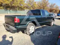 2003 Chevrolet S10 photo