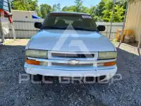 2003 Chevrolet S10 фото