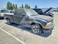 2003 Chevrolet S10 photo