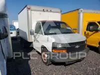 2003 Chevrolet Express photo