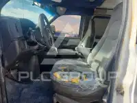 2003 Chevrolet Express photo