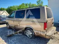 2003 Chevrolet ASTRO фото