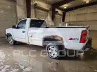 2003 Chevrolet Silverado photo