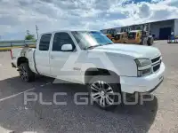 2003 Chevrolet Silverado photo