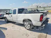 2003 Chevrolet Silverado photo