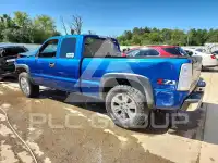 2003 Chevrolet Silverado photo
