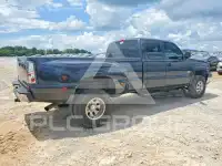 2003 Chevrolet Silverado photo