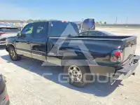 2003 Chevrolet Silverado photo