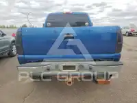 2003 Chevrolet Silverado photo