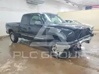 2003 Chevrolet Silverado photo