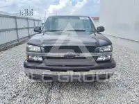 2003 Chevrolet Silverado photo
