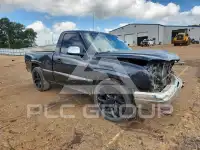 2003 Chevrolet Silverado photo