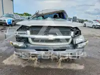 2003 Chevrolet Silverado photo