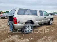2003 Chevrolet Silverado photo
