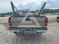 2003 Chevrolet Silverado photo