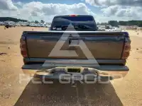 2003 Chevrolet Silverado photo