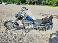 2003 Suzuki  фото