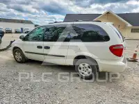 2003 Dodge CARAVAN фото