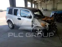 2003 Honda ELEMENT photo