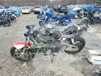 2003 Honda CBR photo