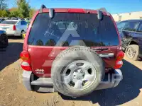 2003 Jeep LIBERTY фото