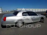 2003 Lincoln Town фото
