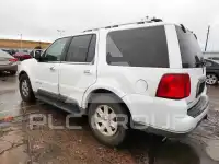 2003 Lincoln NAVIGATOR photo