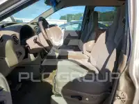 2003 Chrysler TOWN & COUNTRY photo