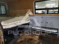 2003 Mercedes Benz Sprinter photo
