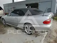 2003 Mercedes Benz CLK фото