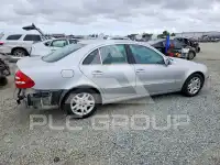 2003 Mercedes Benz E-Class photo