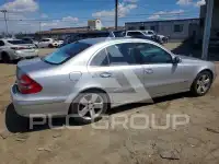 2003 Mercedes Benz E-Class photo