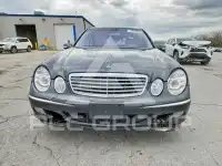 2003 Mercedes Benz E-Class photo