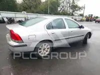 2003 Volvo S60 фото