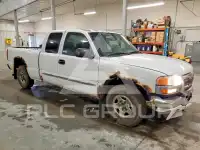 2003 GMC Sierra photo