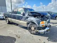 2003 GMC Sierra photo