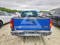2003 GMC Sierra photo