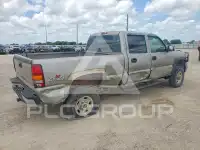 2003 GMC Sierra photo