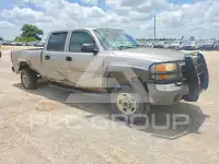 2003 GMC Sierra photo