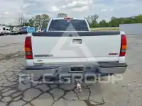 2003 GMC Sierra photo