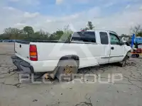 2003 GMC Sierra photo