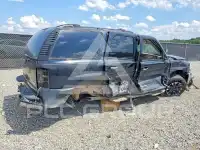 2003 GMC YUKON фото