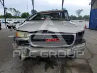2003 GMC YUKON photo