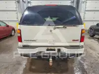 2003 GMC YUKON фото